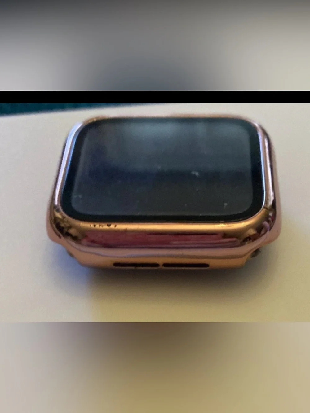 Apple Watch SE 40mm Gold Alu Starlight Sport Band Cel - MKQN3LL/A Adult Used